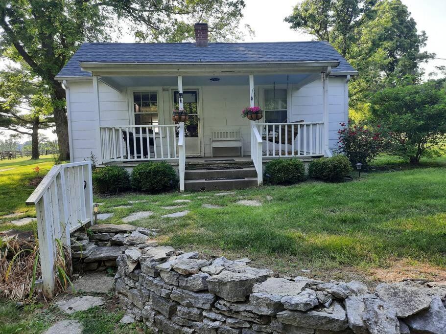 Charming Cottage On A City Farm! Lexington Exteriör bild